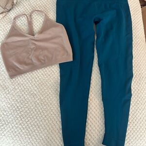 SET Active Sculptflex Blue Leggings and Pink Top